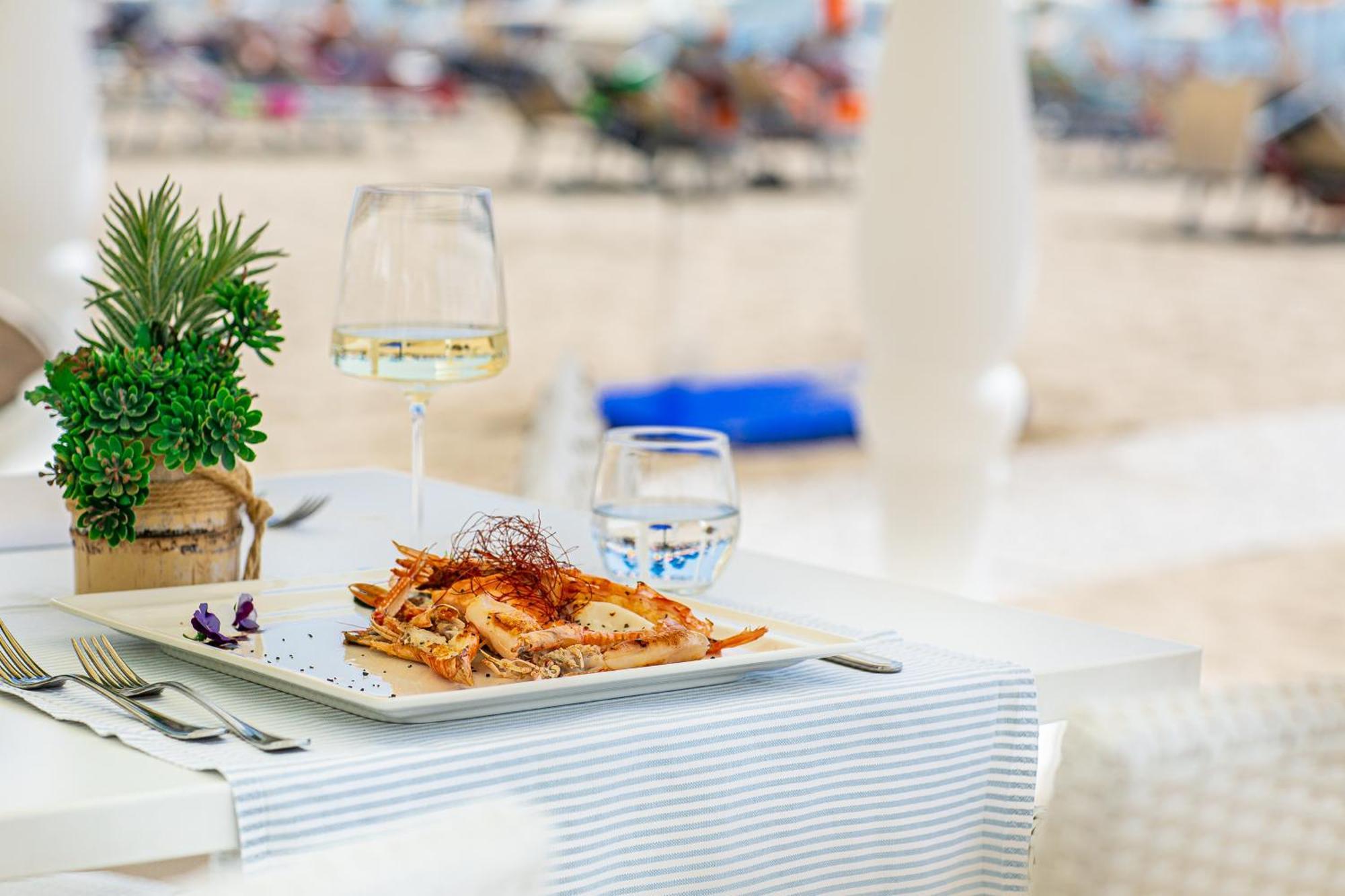 Appartamento Fronte Mare Villa Lory Lignano Sabbiadoro Eksteriør bilde